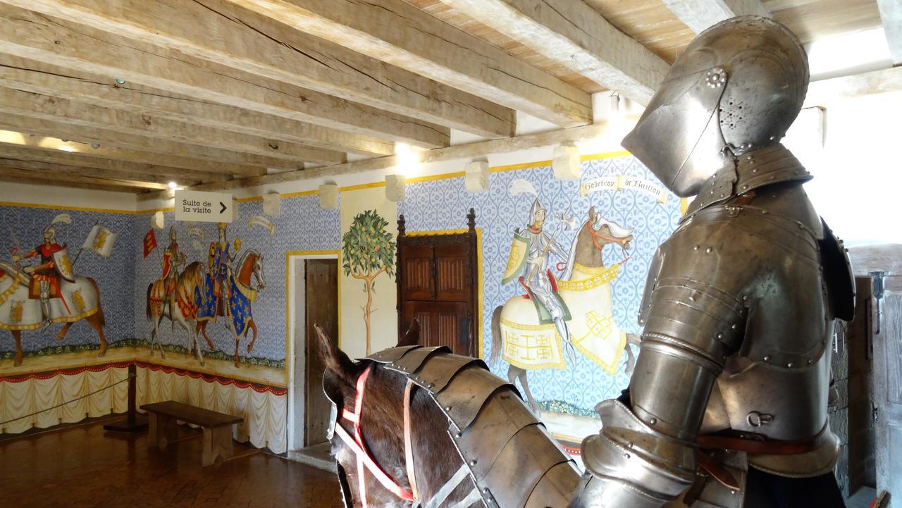 Au Pied Du Chateau - 5 A 11 Personnes - Baignade-Canoe-Piste Cyclable A 100 M Castelnaud-la-Chapelle Eksteriør bilde